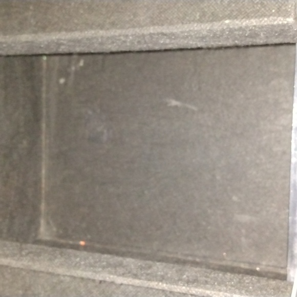 Women's silver makeup trunk carrying case - Picture 15 of 17